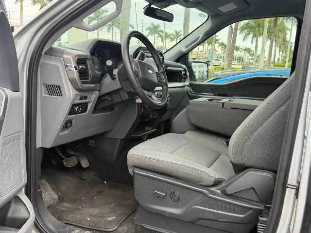 Used 2025 Iconic Silver Metallic Ford XLT image 38
