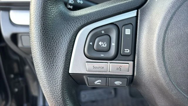 Used 2017 Black Subaru 2.5i Premium image 14