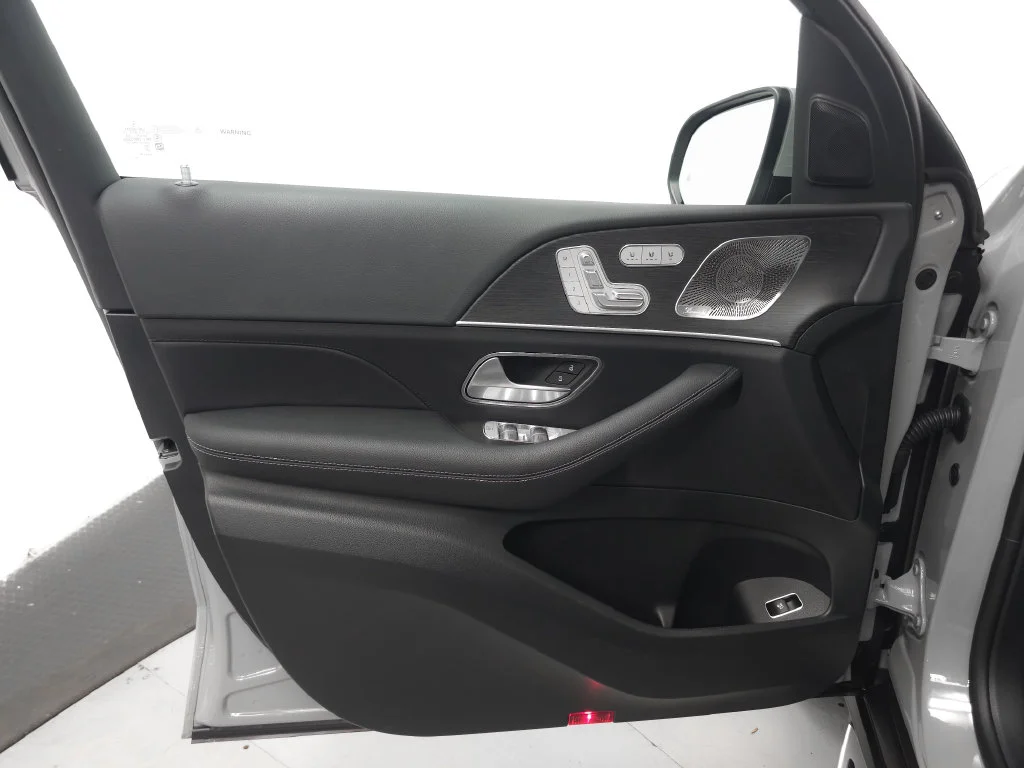 Certified Used 2026 MANUFAKTUR Alpine Gray Mercedes-Benz GLE 350 image 5