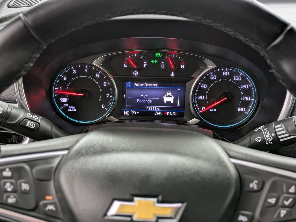 Used 2023 MOSAIC BLACK METALLIC Chevrolet LT image 18