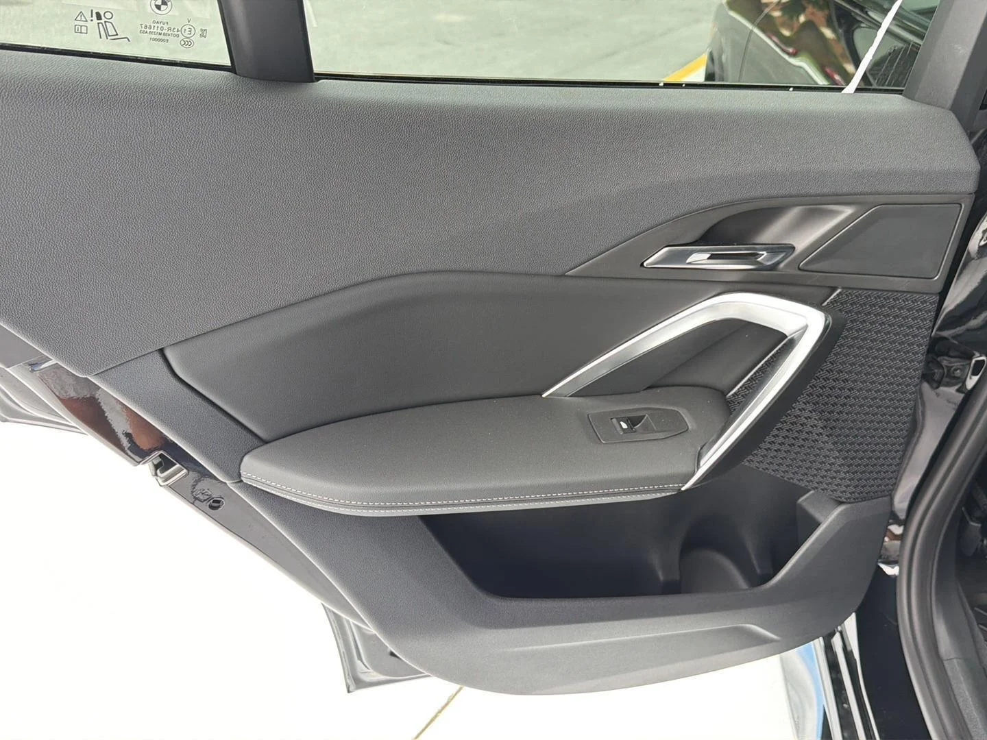 New 2026 Black Sapphire Metallic BMW xDrive28i image 17