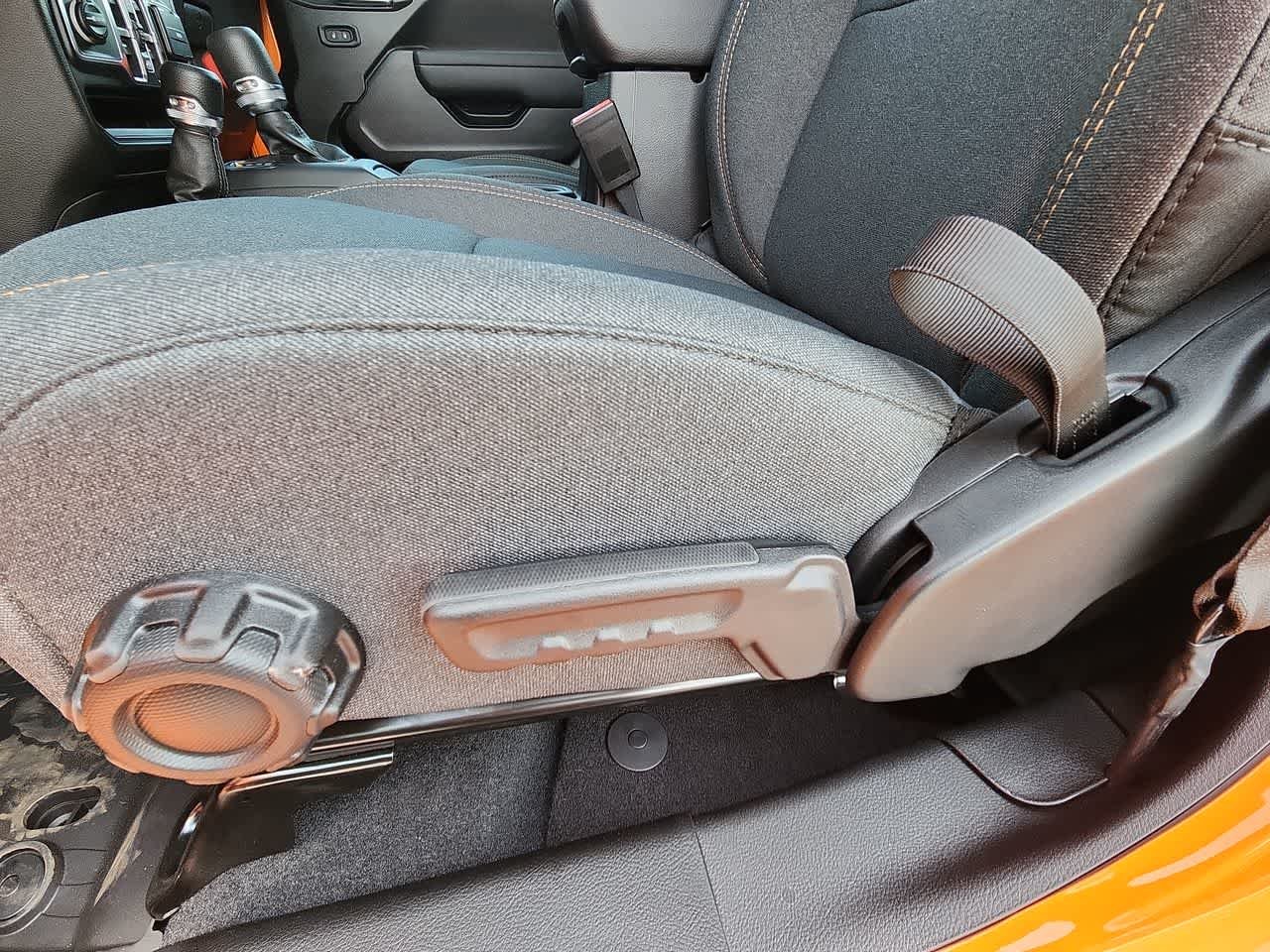 New 2026 Joose Exterior Paint Jeep Sport S image 13