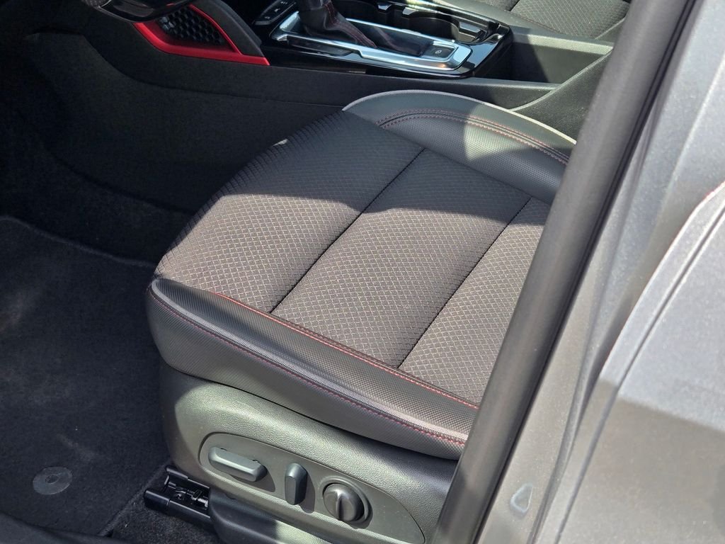 Used 2023 Gray Chevrolet RS image 30
