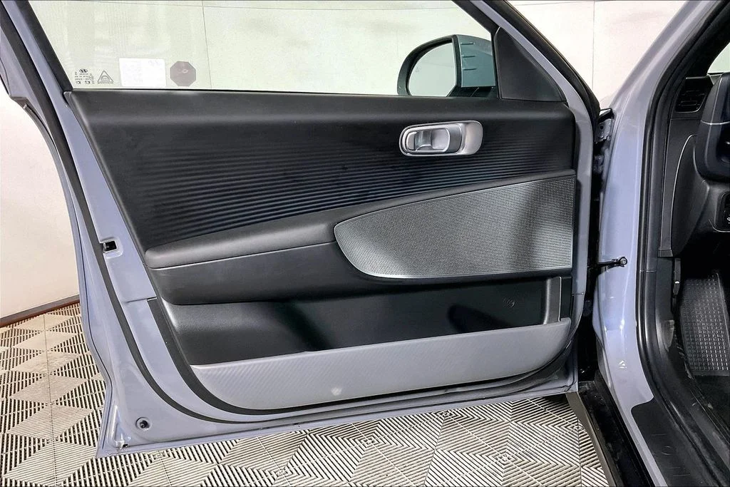 Used 2024 Blue Hyundai SEL image 22