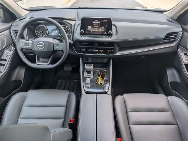 2026 Nissan Rogue SV - Photo 14