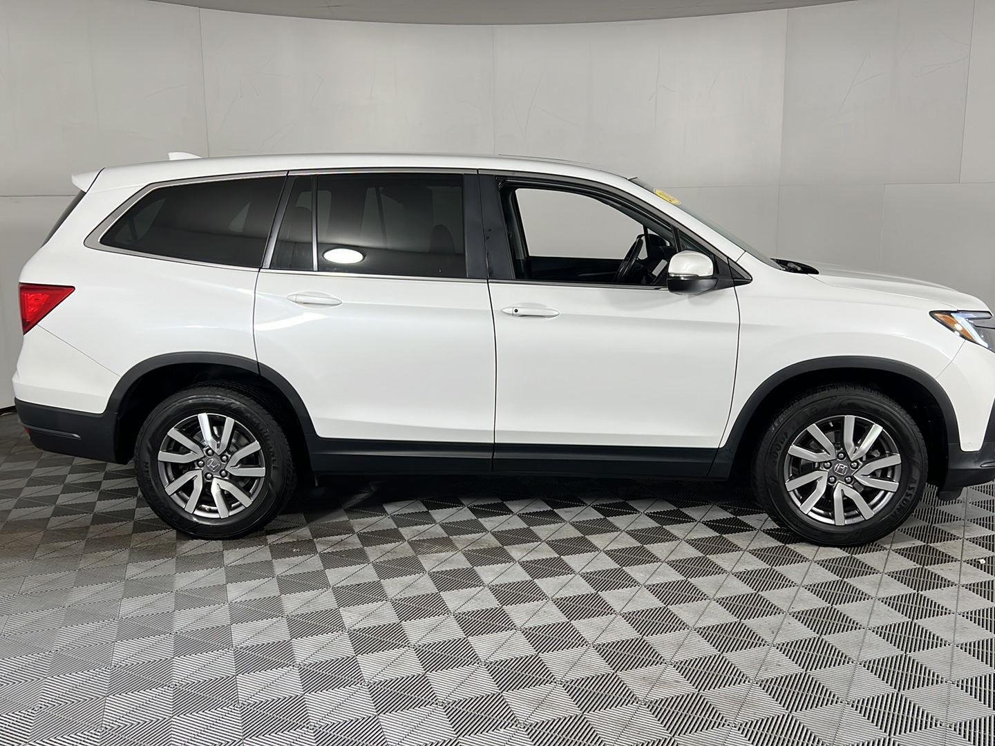 Used 2021 Platinum White Pearl Honda EX-L image 23