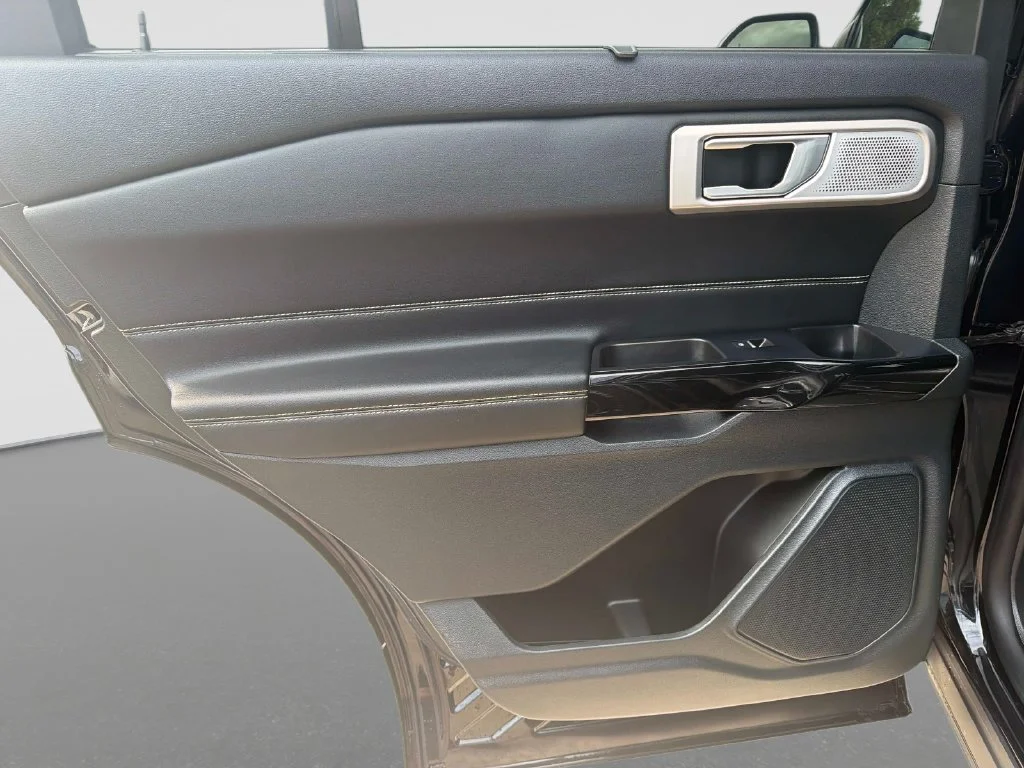 Used 2023 Agate Black Metallic Ford ST image 13