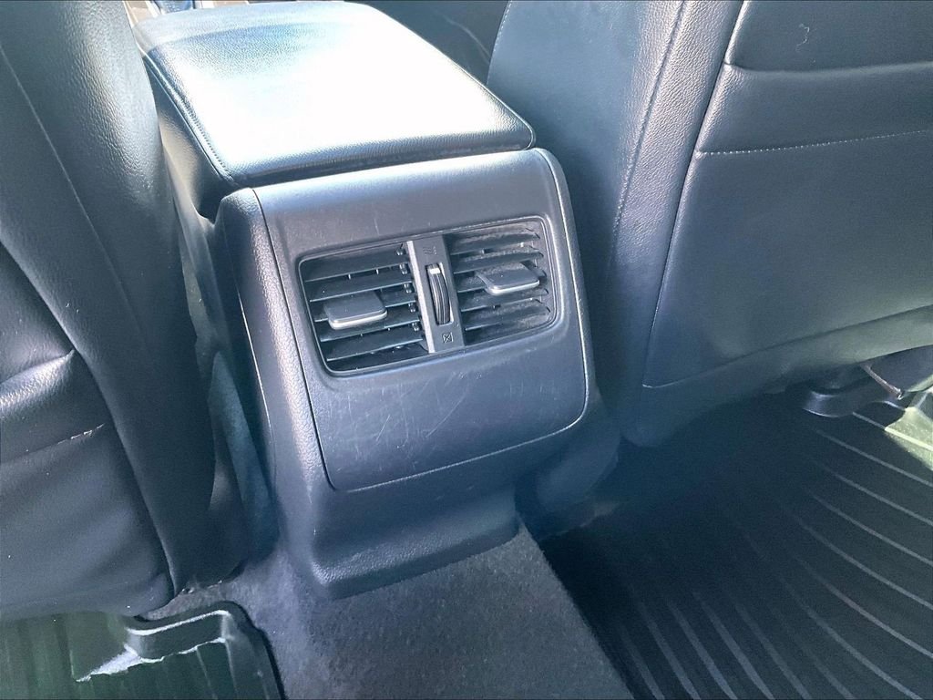 Used 2018 Black Honda Touring image 28