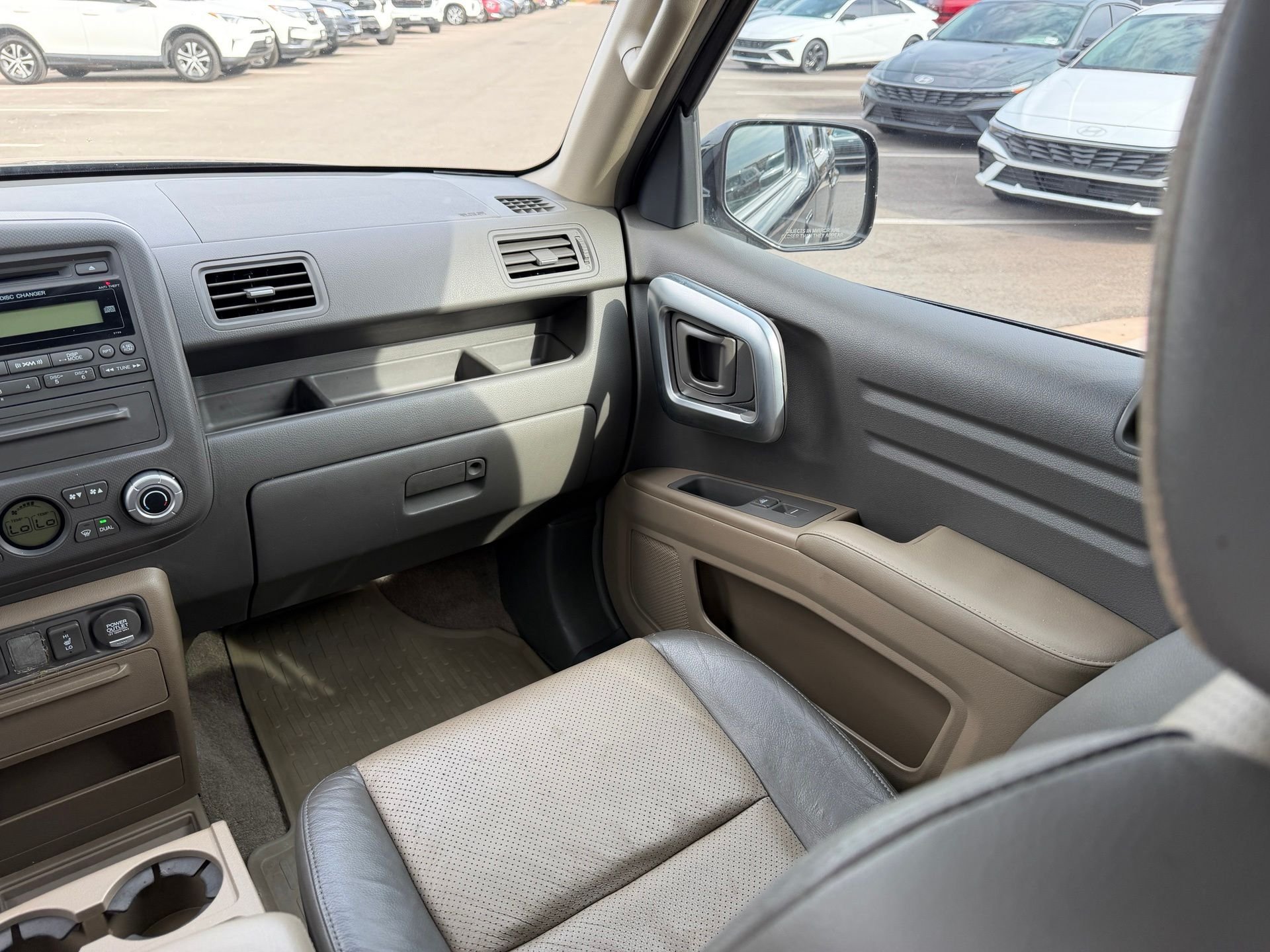 Used 2006 Black Honda RTL image 42