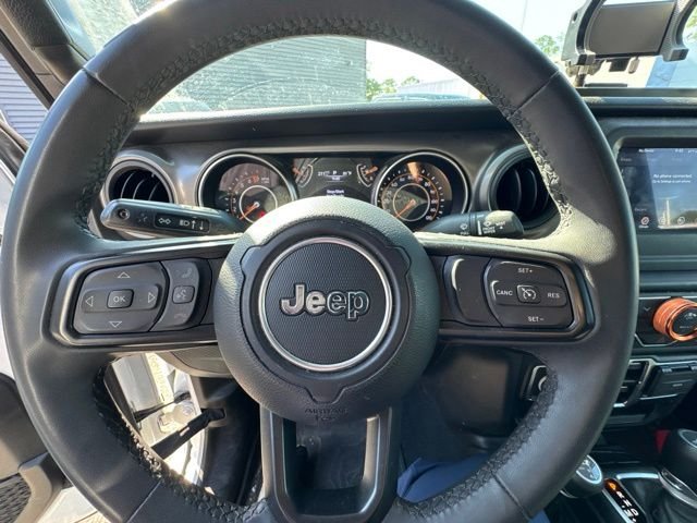 Used 2023 Bright White Clearcoat Jeep Sport S image 21