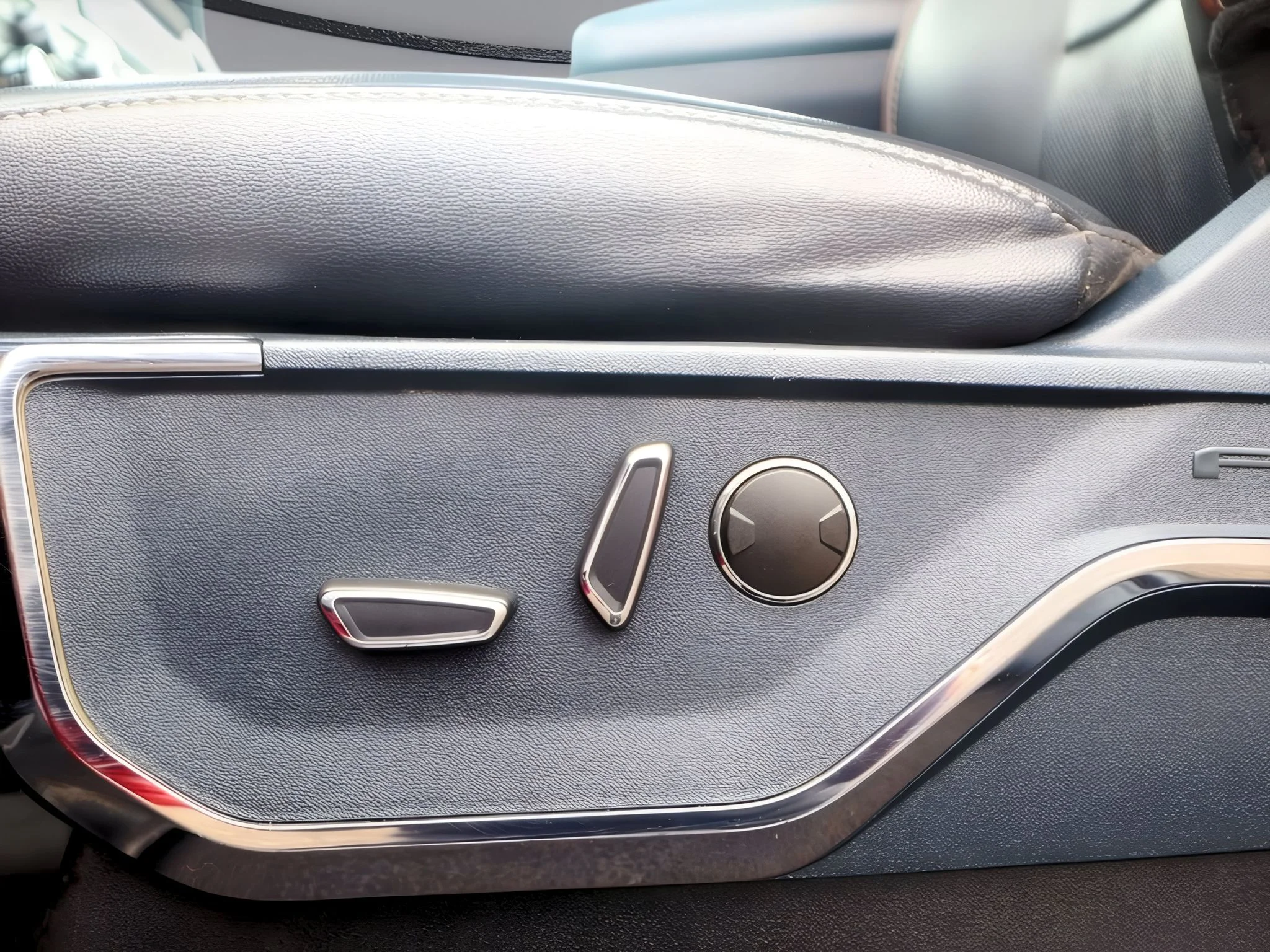 2021 Ford F-150 Lariat - Photo 13