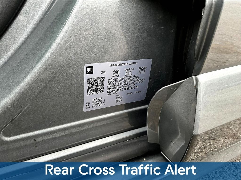 Used 2023 Gray Buick Select image 21