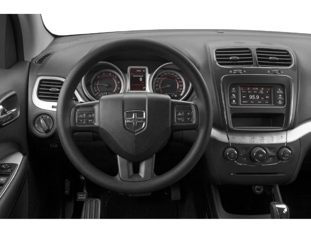 Used 2020 Gray Dodge SE image 4