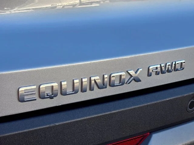 Used 2025 Sterling Gray Metallic Chevrolet LT image 16