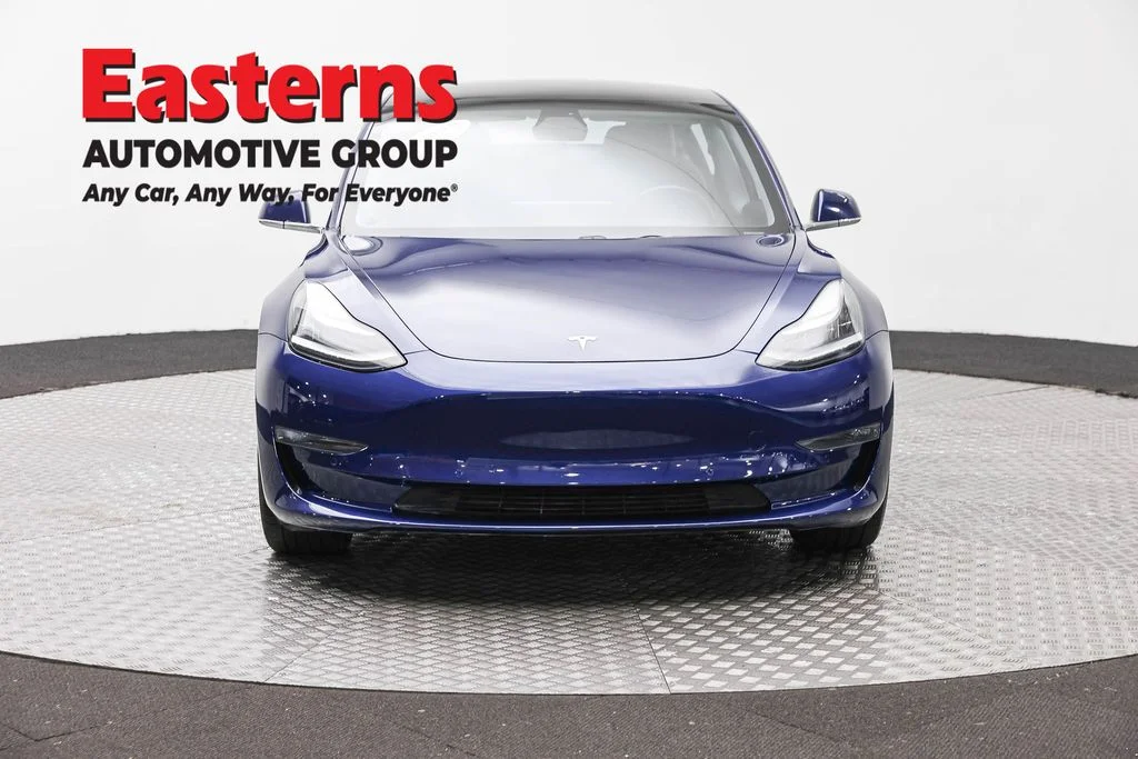 Used 2018 Blue Tesla Long Range image 2