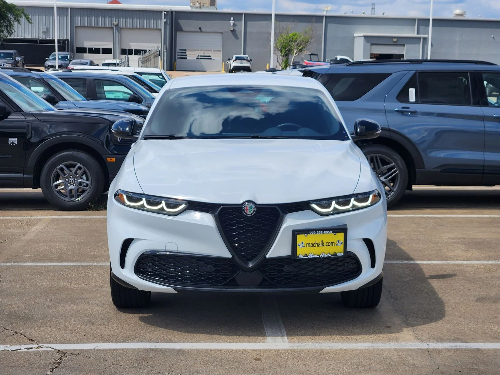 Used 2024 White Alfa Romeo Veloce image 2