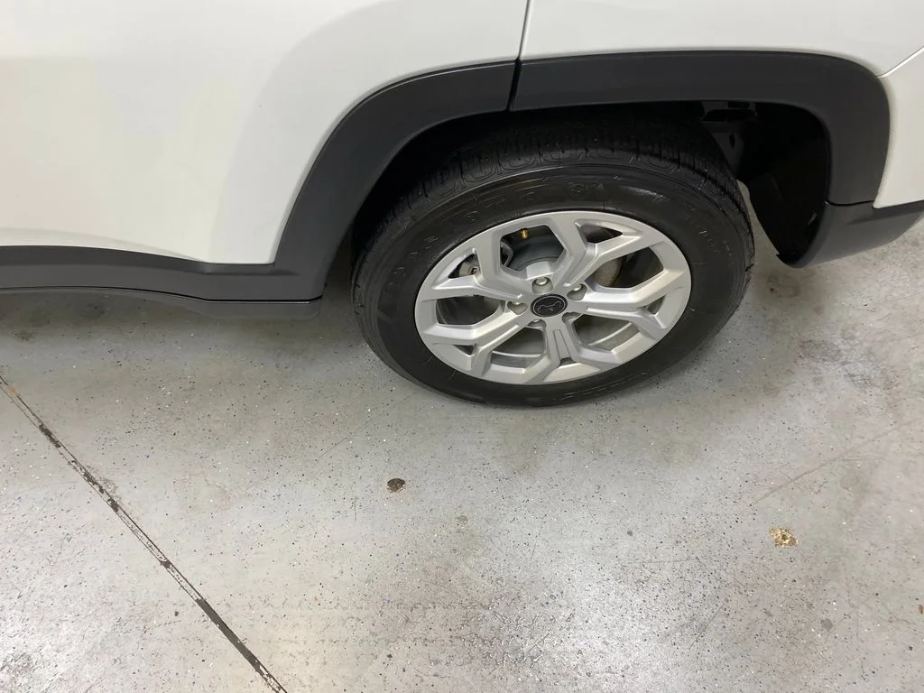 Used 2025 White Jeep Sport image 11