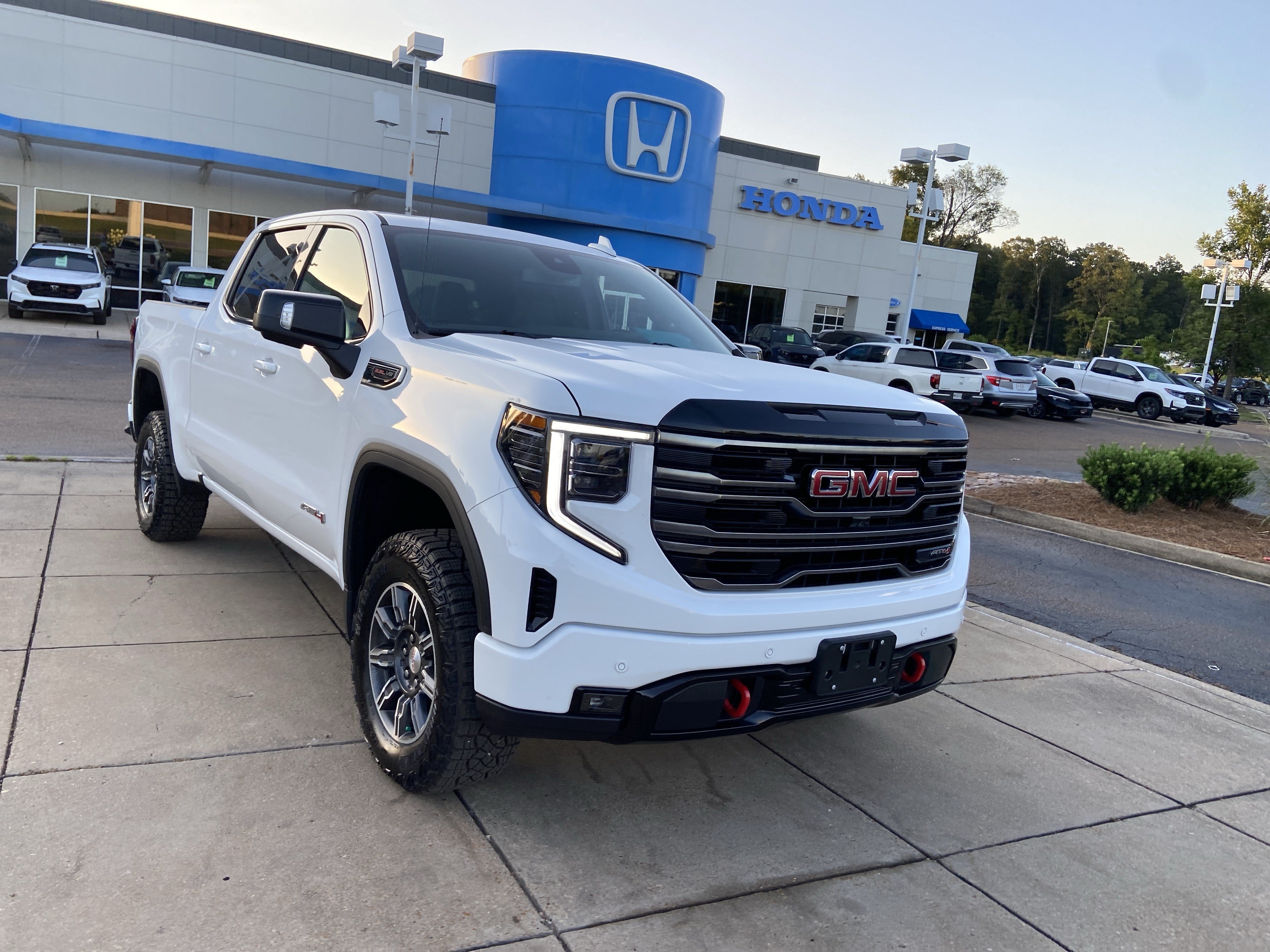 Used 2025 Summit White GMC AT4 image 2