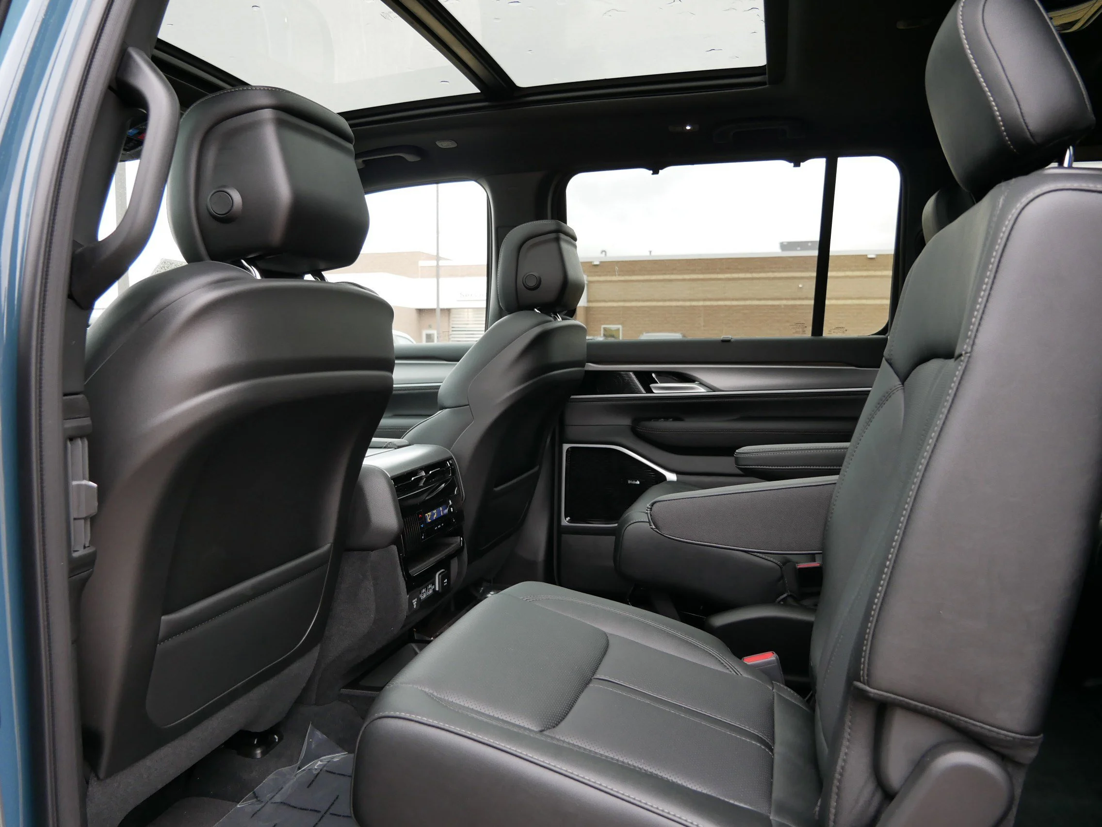 New 2026 Steel Blue Jeep Limited Reserve image 7