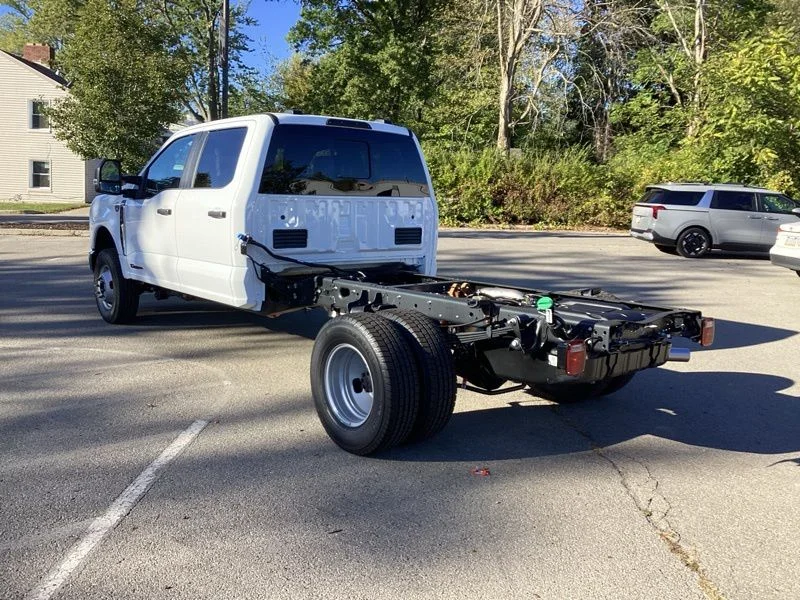 New 2026 White Ford XL image 5