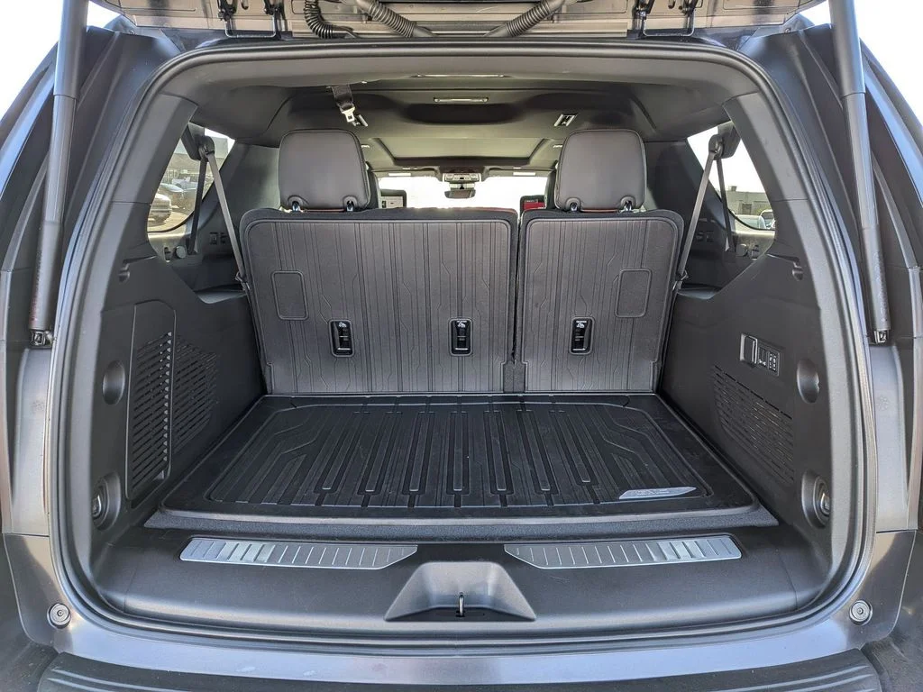 Used 2024 Titanium Rush Metallic GMC Denali Ultimate image 6