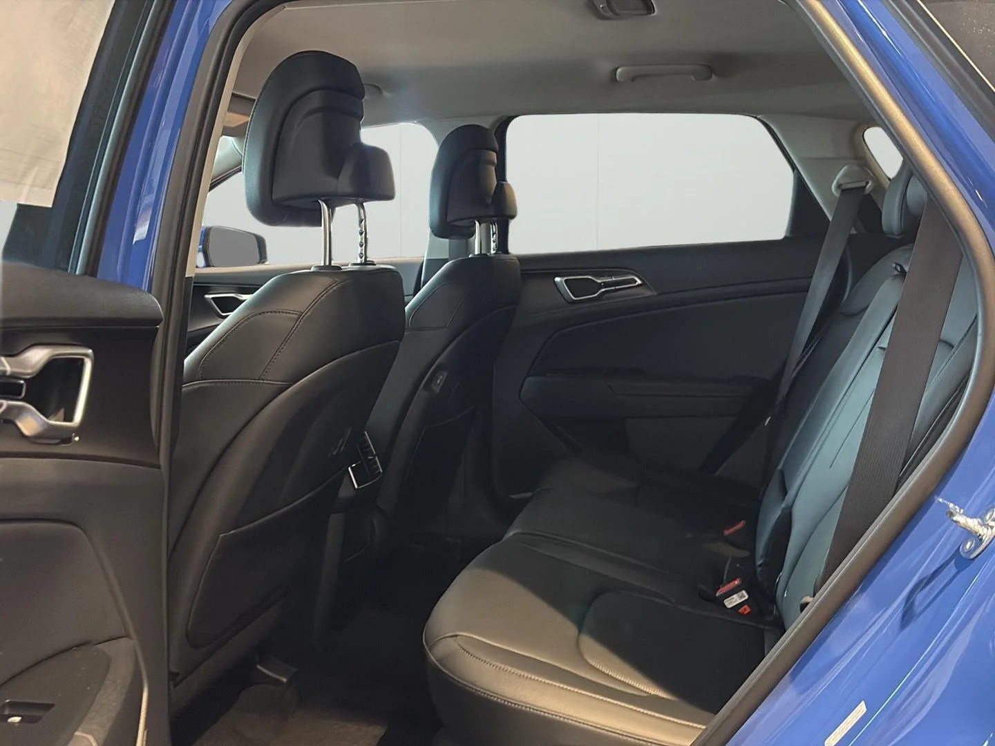2026 Kia Sportage EX - Photo 11