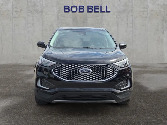 Used 2024 Black Ford SEL image 8