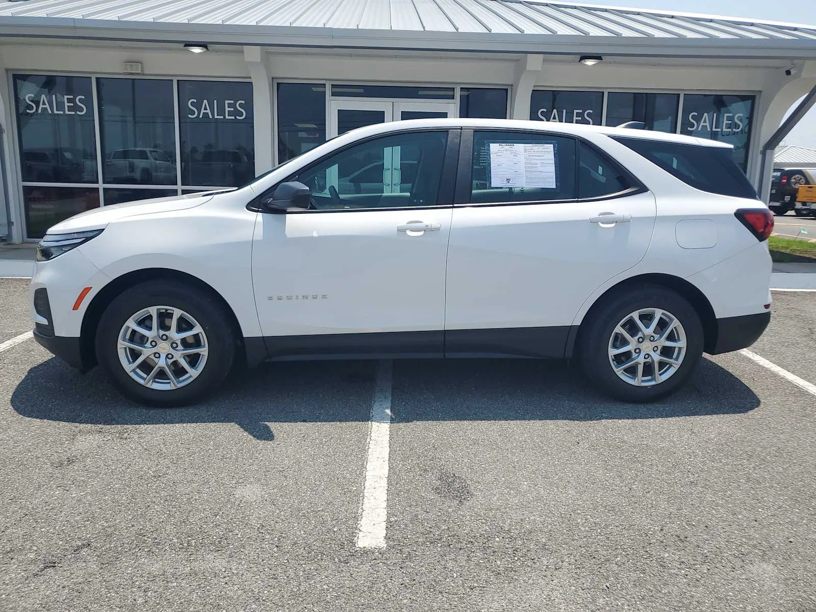 Used 2024 Summit White Chevrolet LS image 2