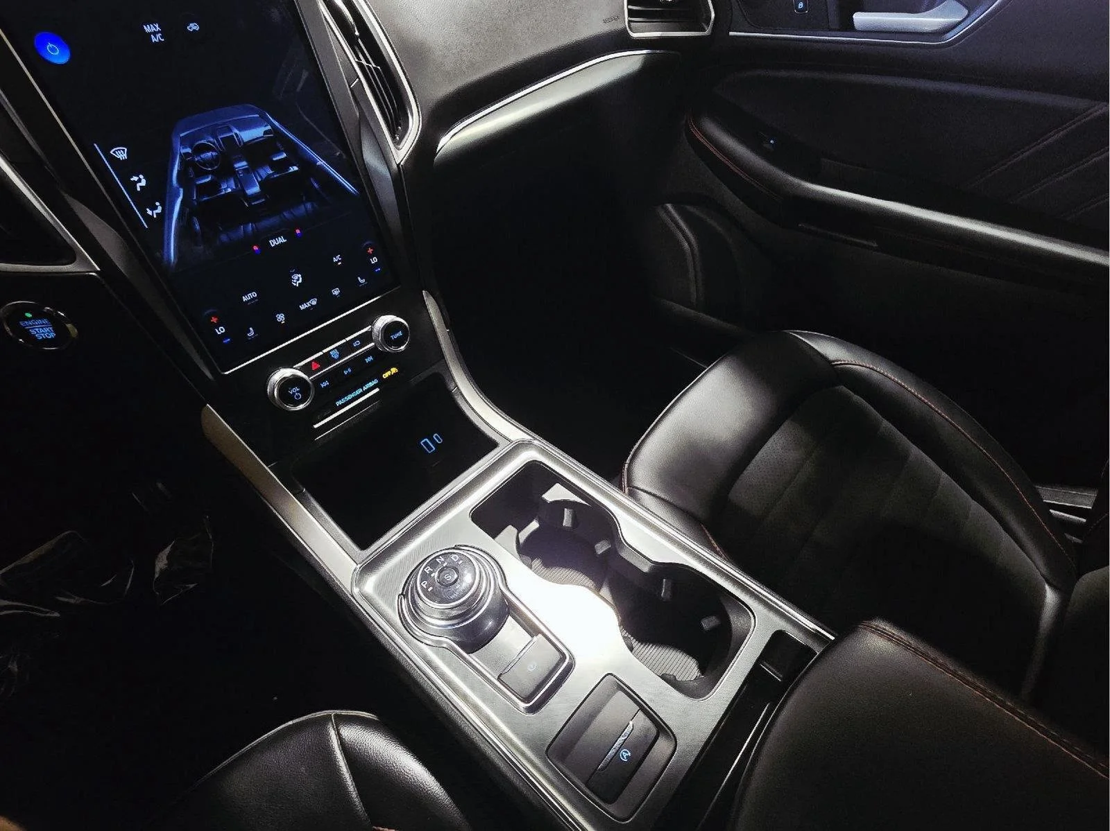 Used 2024 Atlas Blue Ford ST-Line image 24