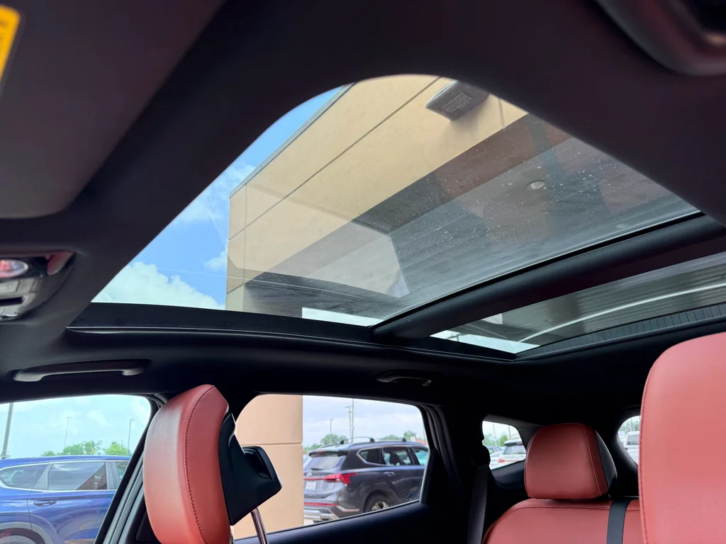 Used 2023 Wolf Gray Kia SX-Prestige image 23