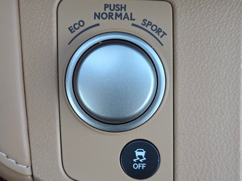 Used 2017 Obsidian Lexus 350 image 9