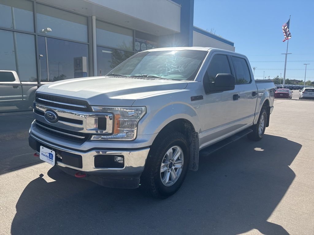 Used 2018 Silver Ford XLT image 1