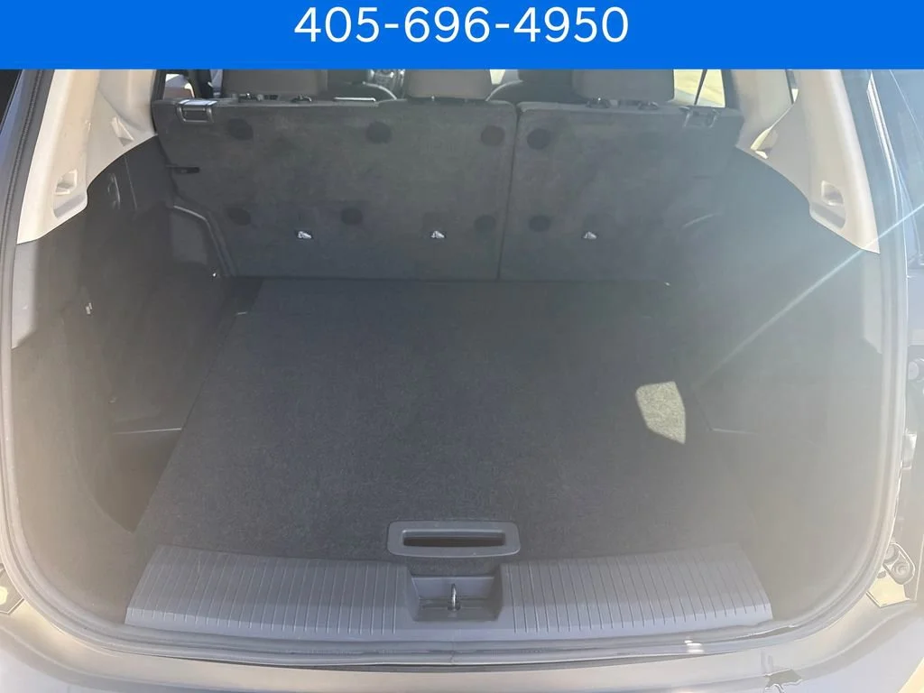 Pre-Owned 2022 Nissan Rogue SV