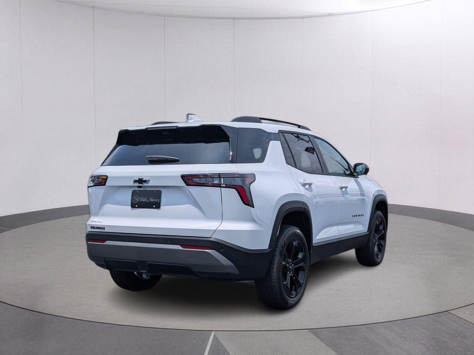New 2026 Summit White Chevrolet LT image 27