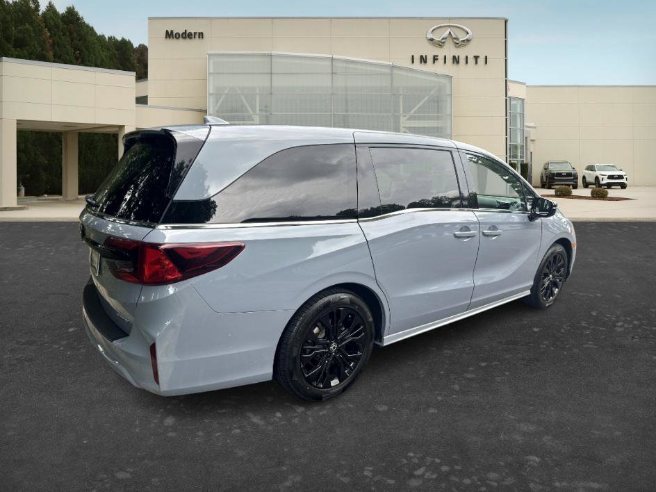 Used 2025 Sonic Gray Pearl Honda Sport-L image 5