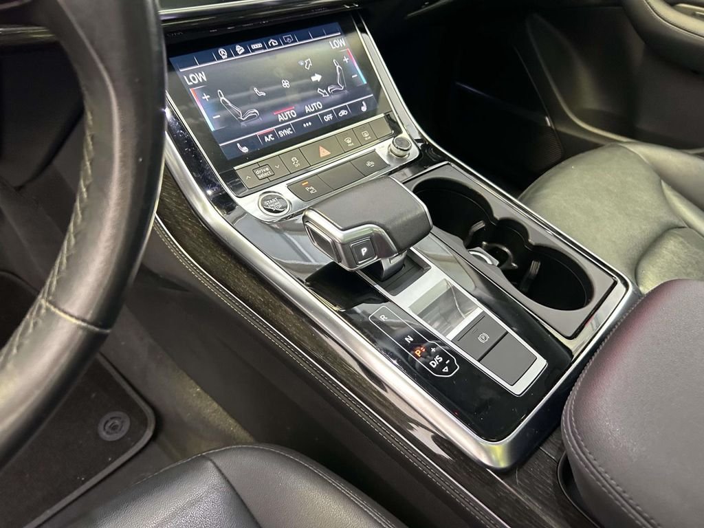 Used 2024  Audi 55 Premium Plus image 20