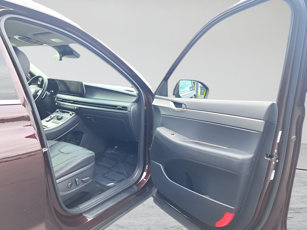 Used 2023 Burgundy Hyundai SEL image 15
