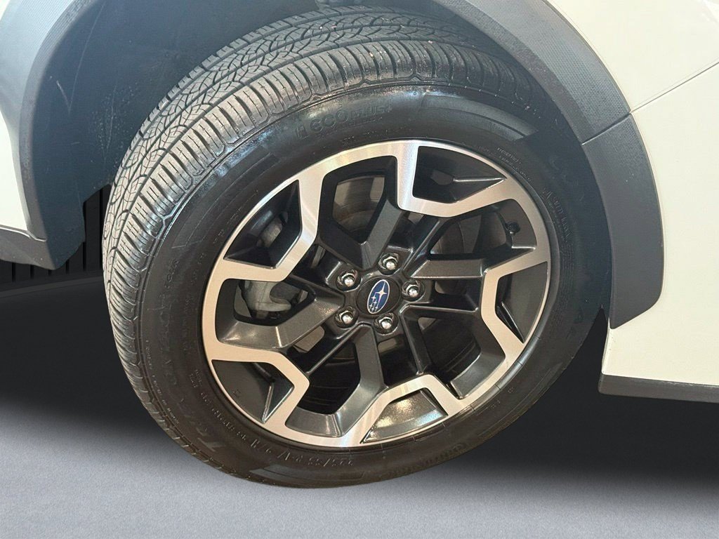 Used 2017 White Subaru 2.0i Limited image 19