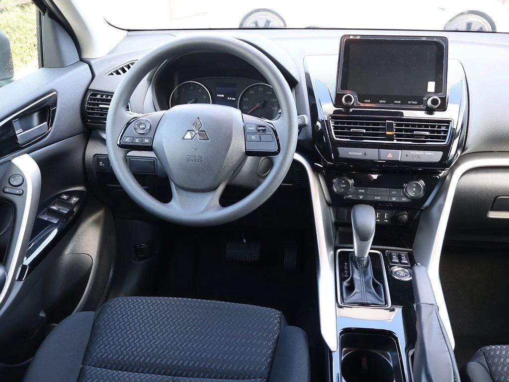 2026 Mitsubishi Eclipse Cross LE - Photo 41