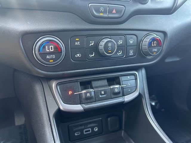 Used 2024 Red GMC AT4 image 25
