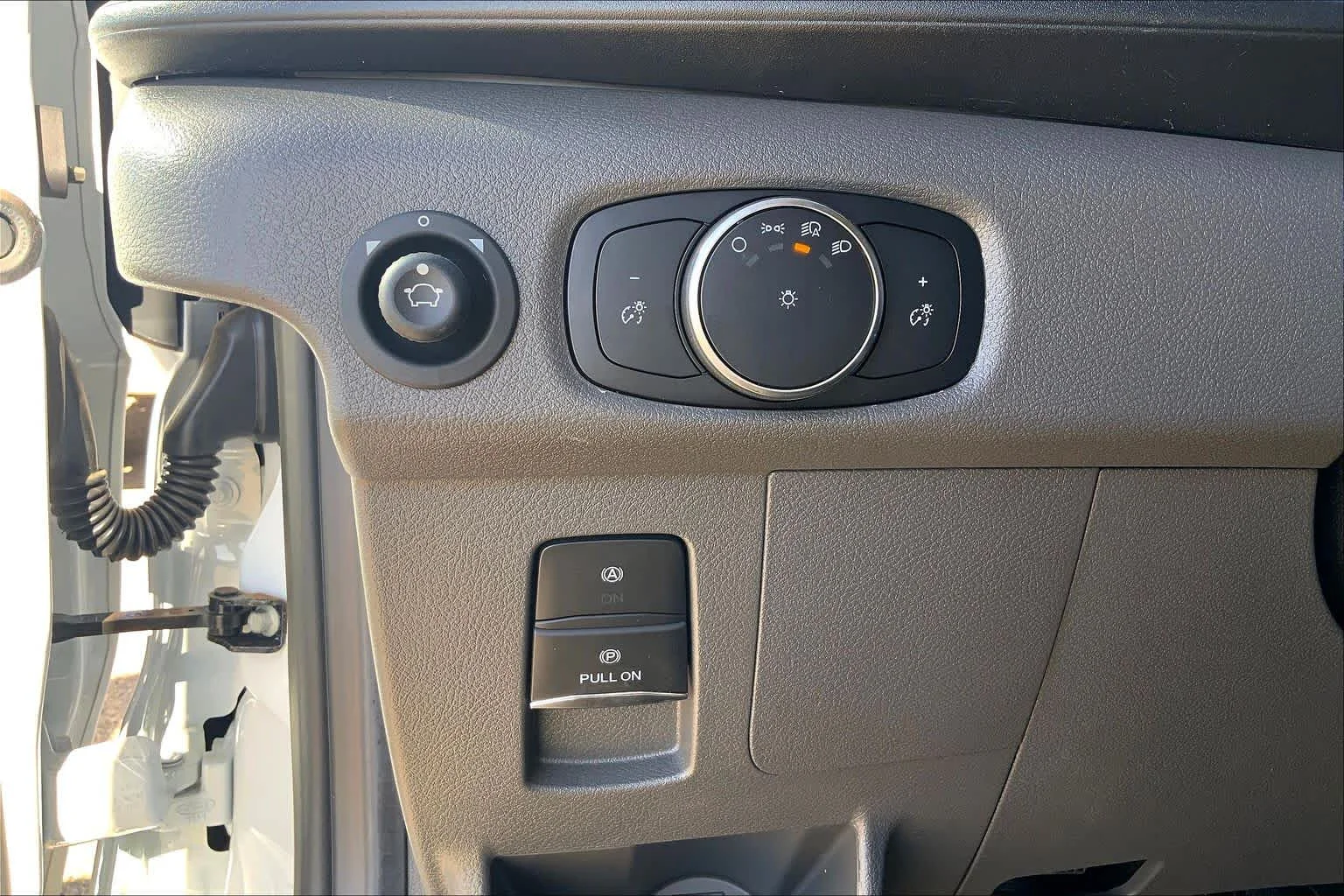 New 2026 Oxford White Ford Cargo Van image 19