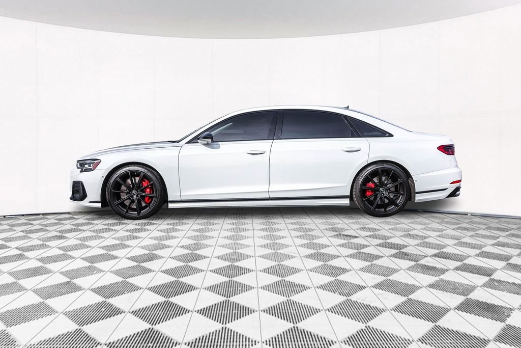 2023 Audi S8 Base - Photo 18