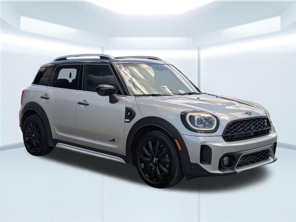 Used 2024 Silver MINI Iconic image 7