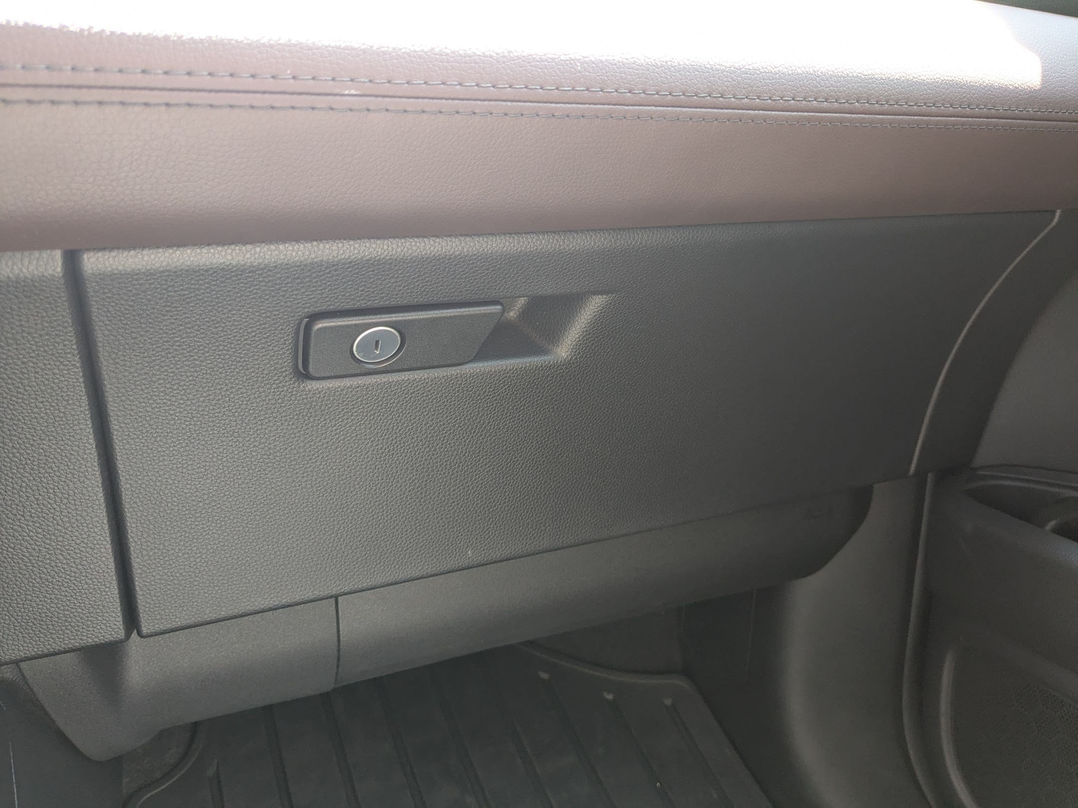 Used 2023 Polymetal Gray Mazda 2.5 S Carbon Edition image 32