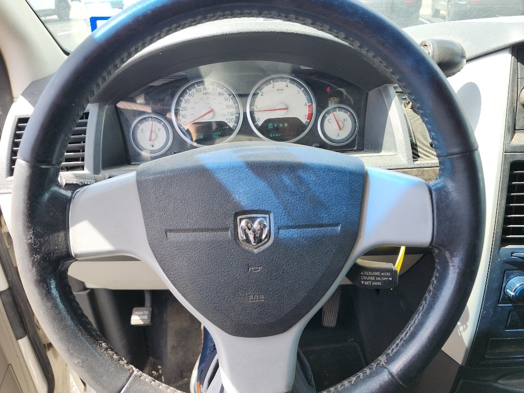 Used 2010 Stone White Clearcoat Dodge SXT image 22