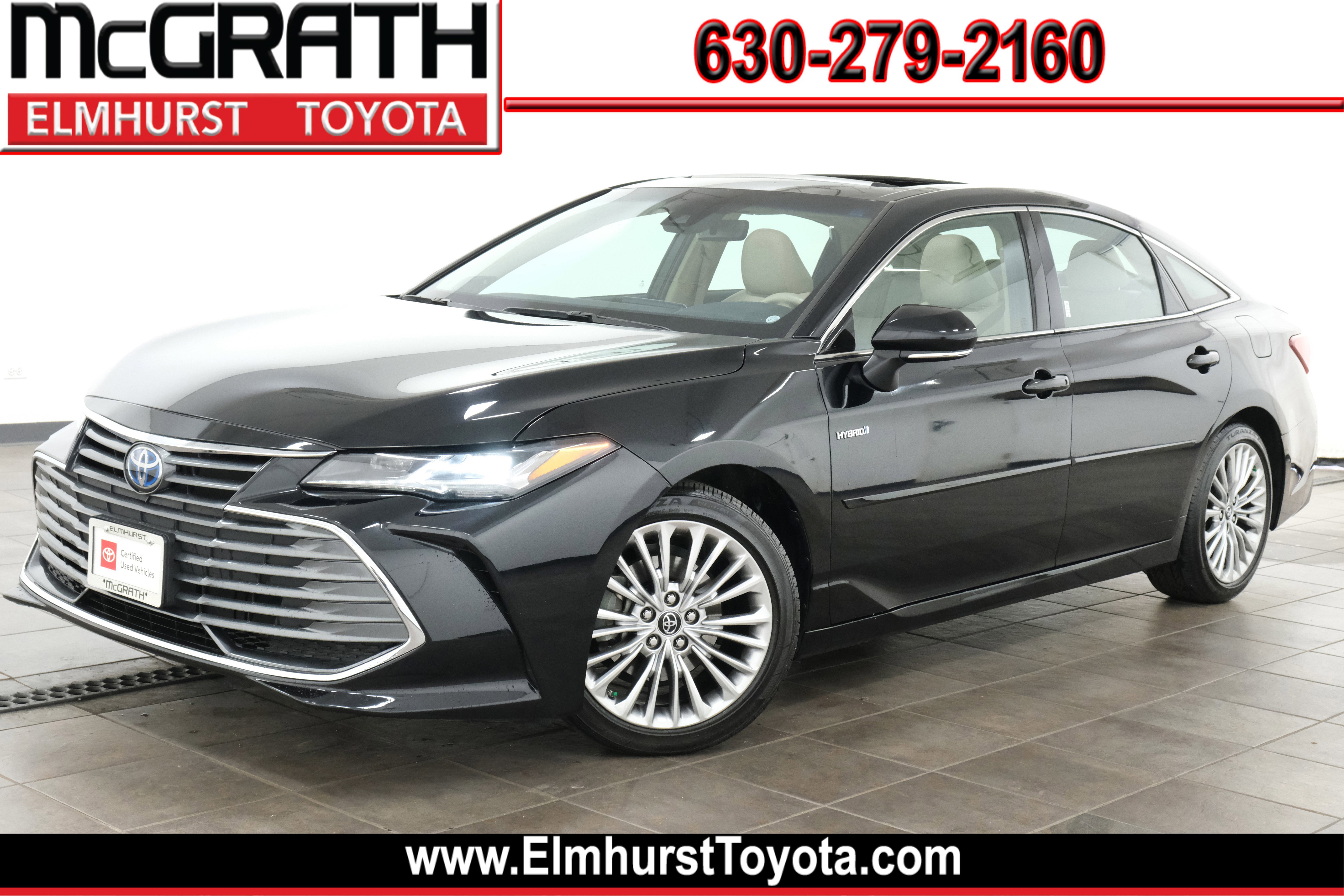 2019 Toyota Avalon Limited Hybrid's photo