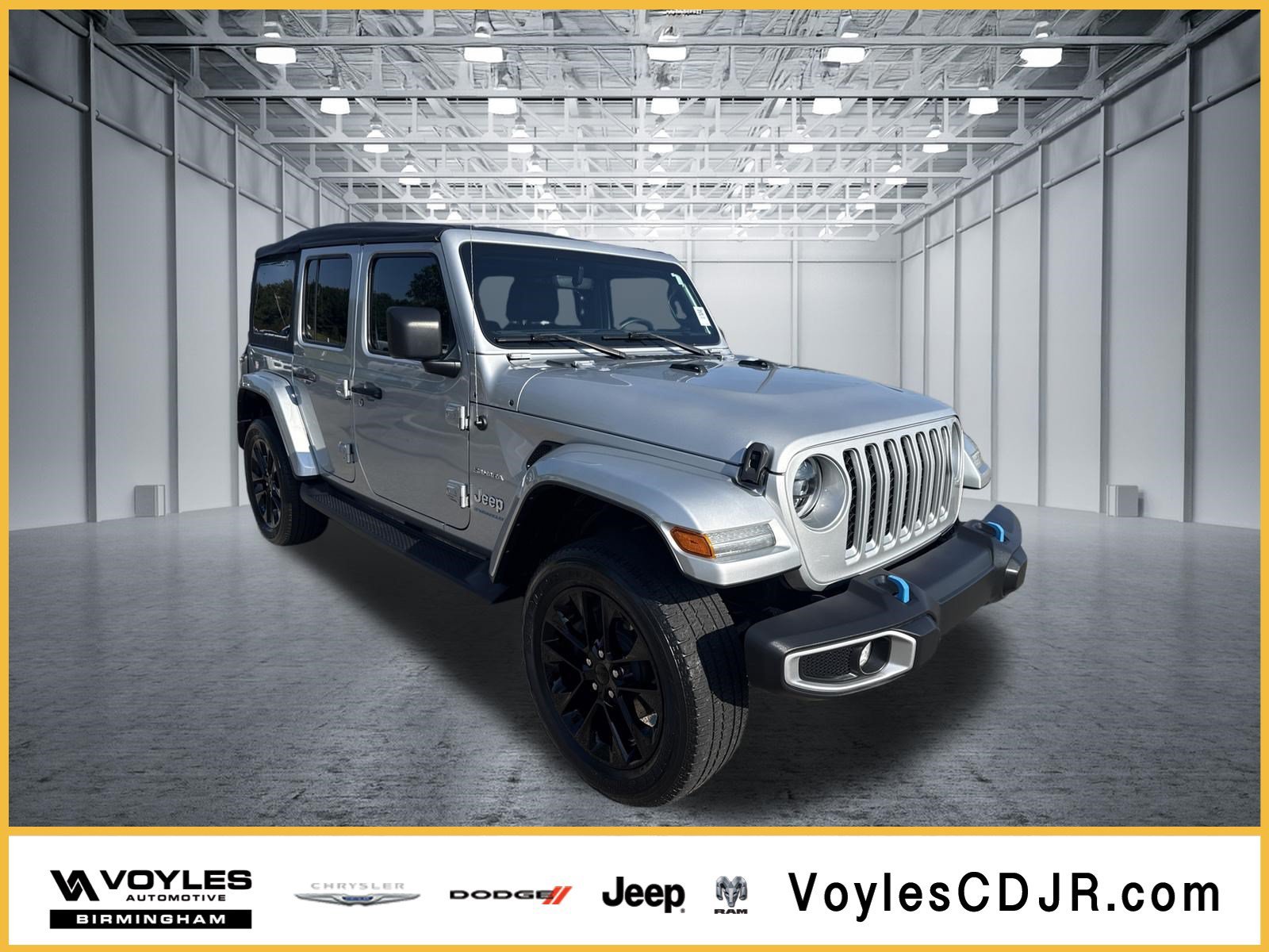 Used 2023 Silver Zynith Clearcoat Jeep Sahara image 1