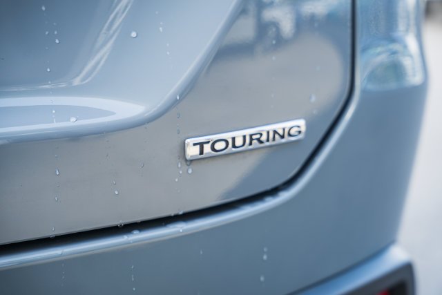 Used 2025 Sonic Gray Pearl Honda Touring+ image 9