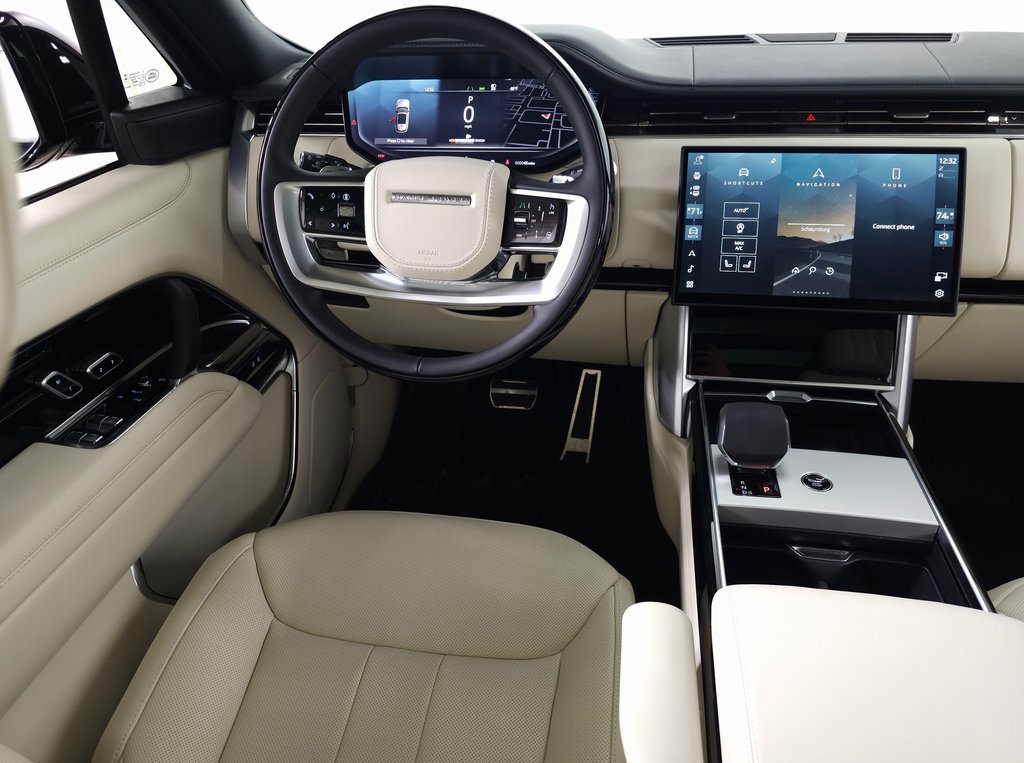 2025 Land Rover Range Rover SE - Photo 17