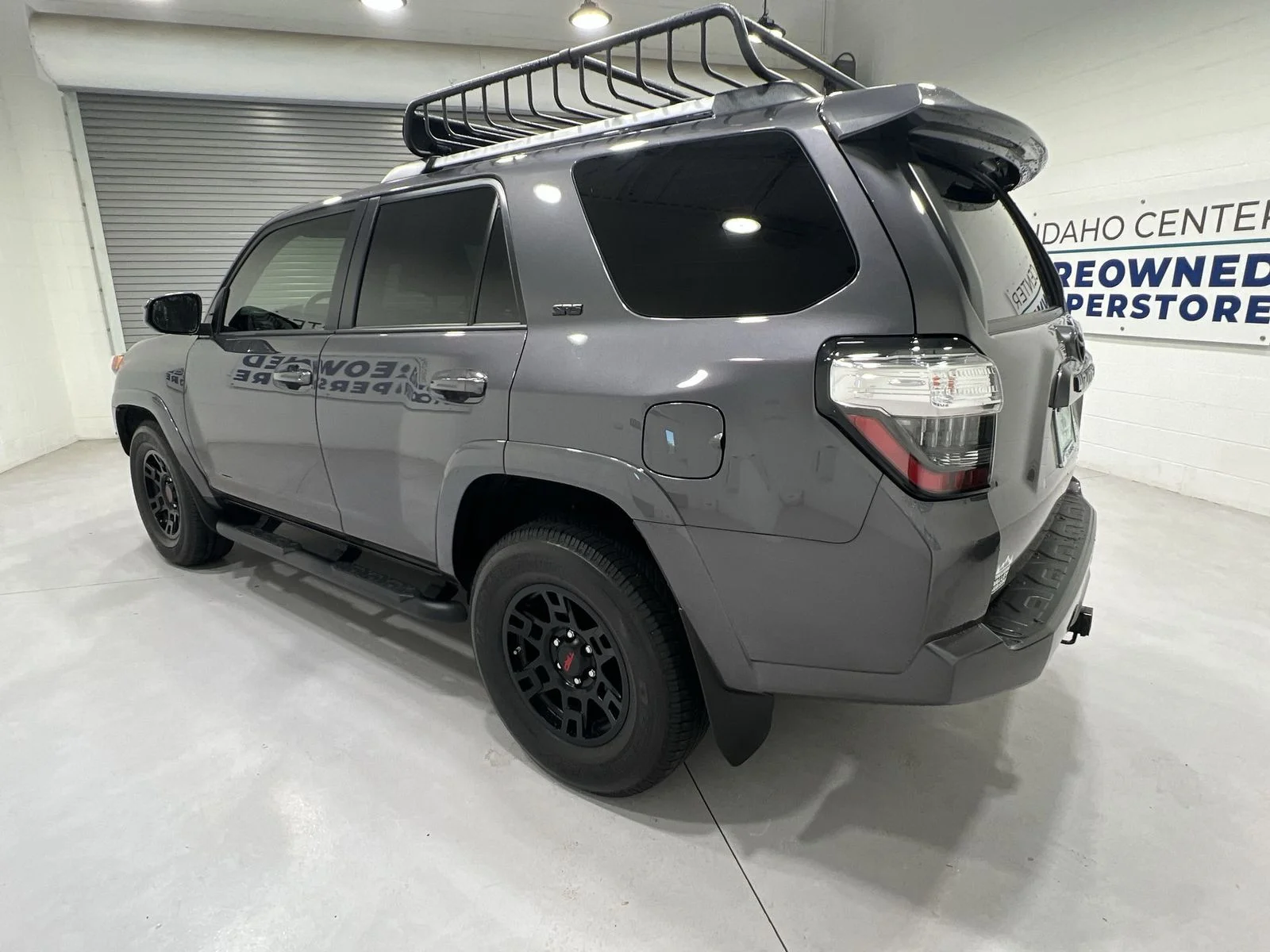 Used 2021 Gray Toyota SR5 image 6